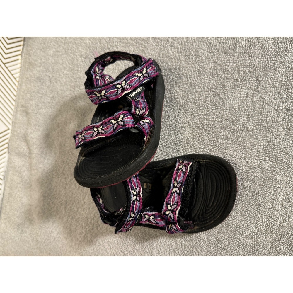 Teva Kids Sandals Purple Geometric Print Hook‎ Loop Strap Black Pink size 4-5